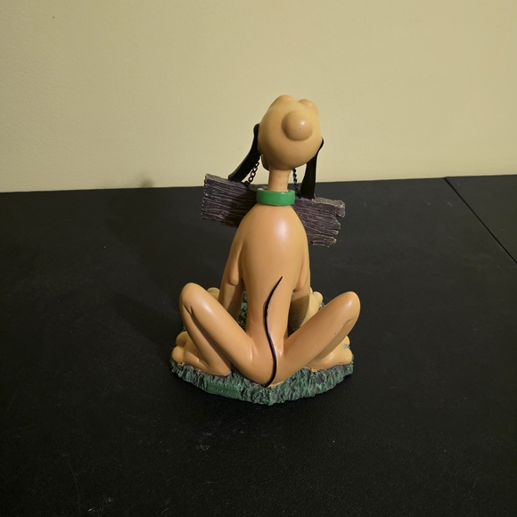 Vintage Disney Pluto Welcome Statue - Yellow and Green - Picture 3 of 5